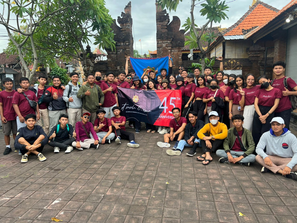 Rayakan HUT Ke-45, Sekaa Teruna Susila Dharma Gelar Outbond di Bedugul